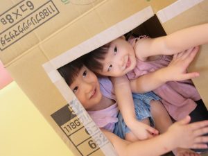 📦身近なオモチャと🔫お水遊びをしました