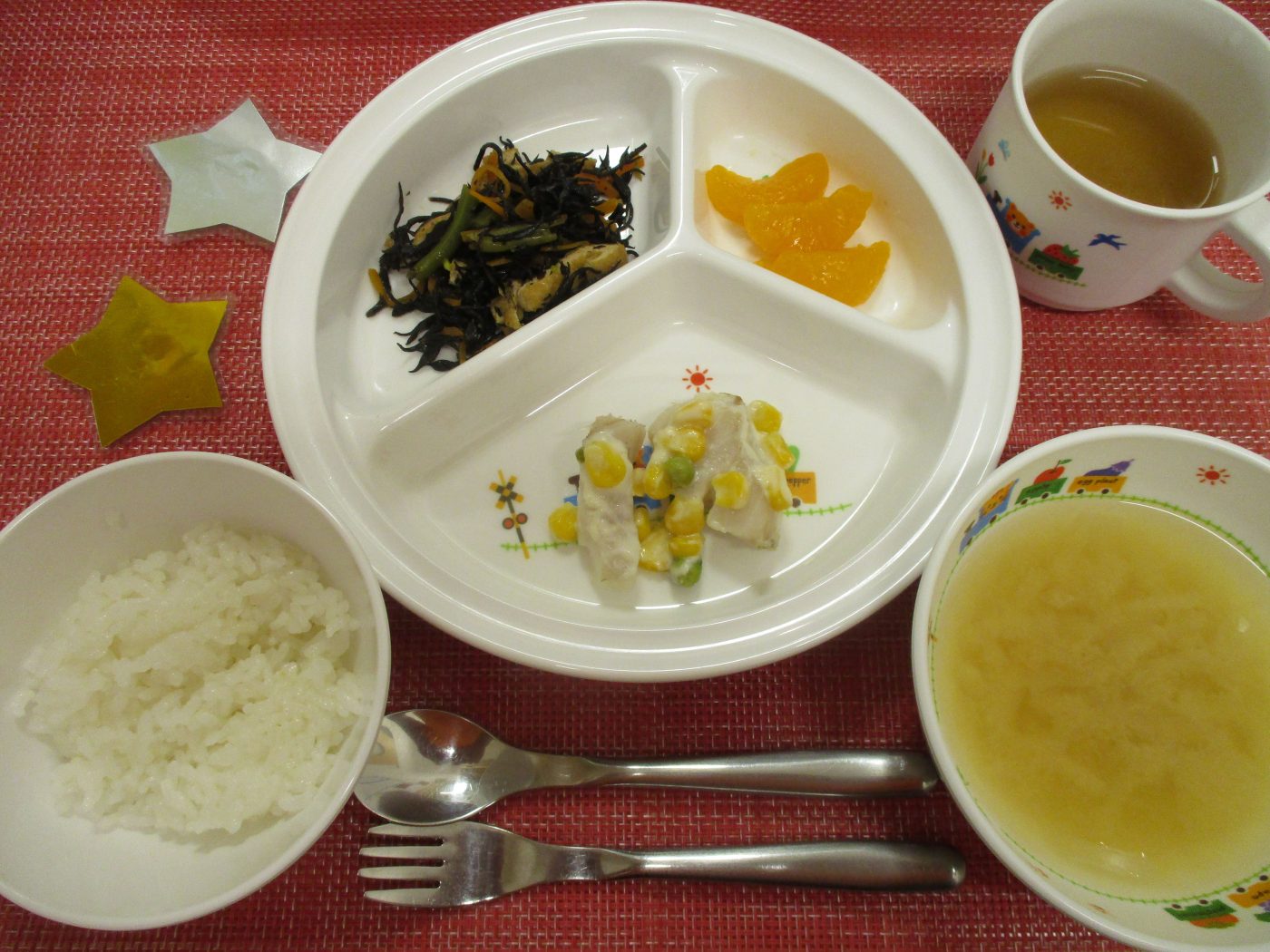 【10月4日㈮の給食・おやつ】