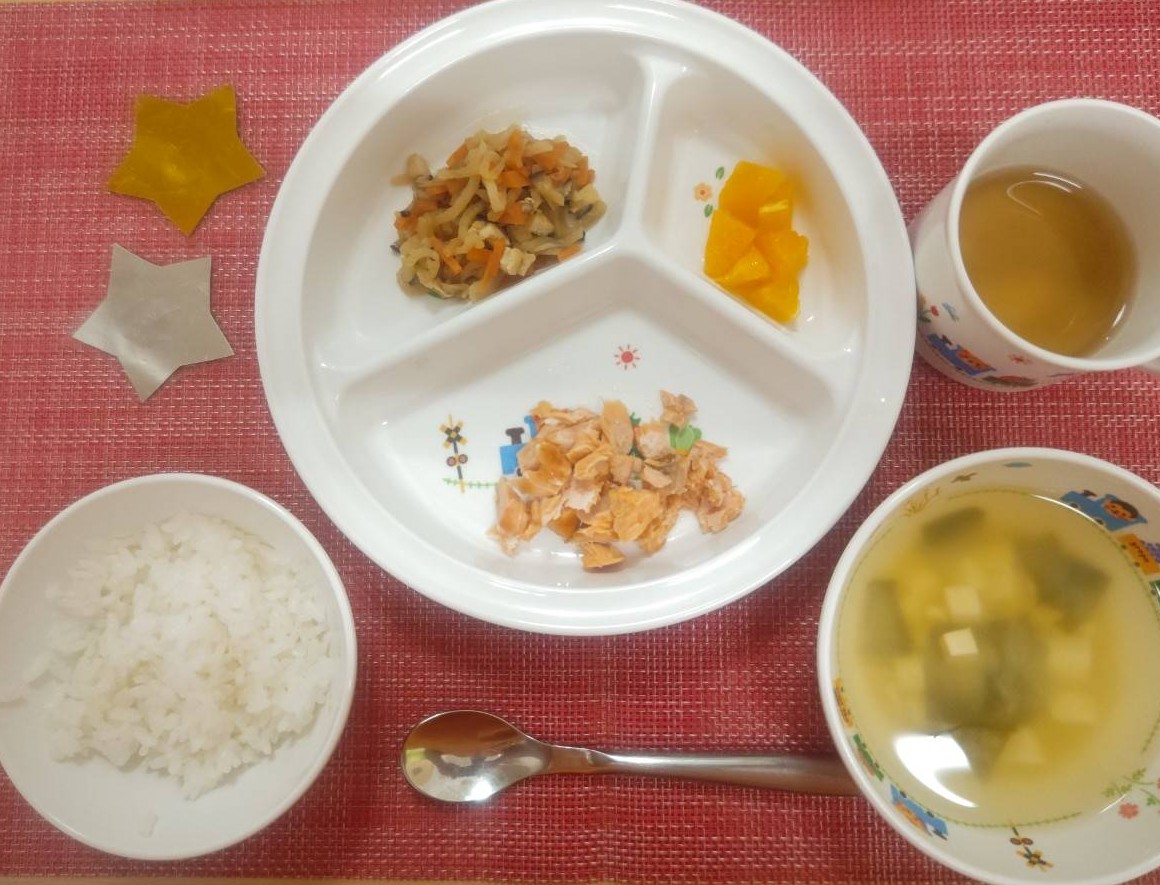 【6月12日㈭の給食・おやつ】