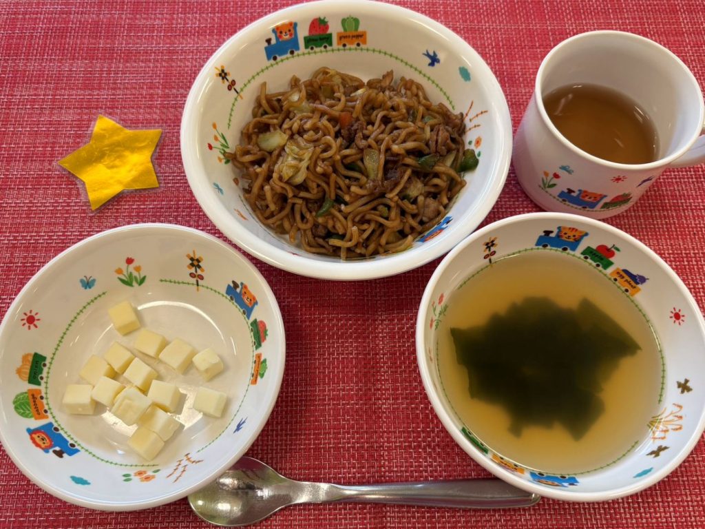 【3月7日㈯の給食・おやつ】