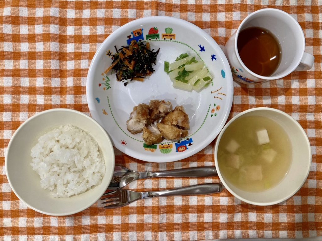 11月1日(火)の給食・おやつ