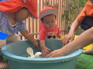 園ブログ　水遊び🏖️寒天遊び💠
