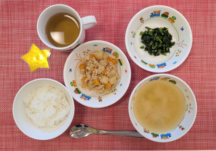 【8月8日㈯の給食】