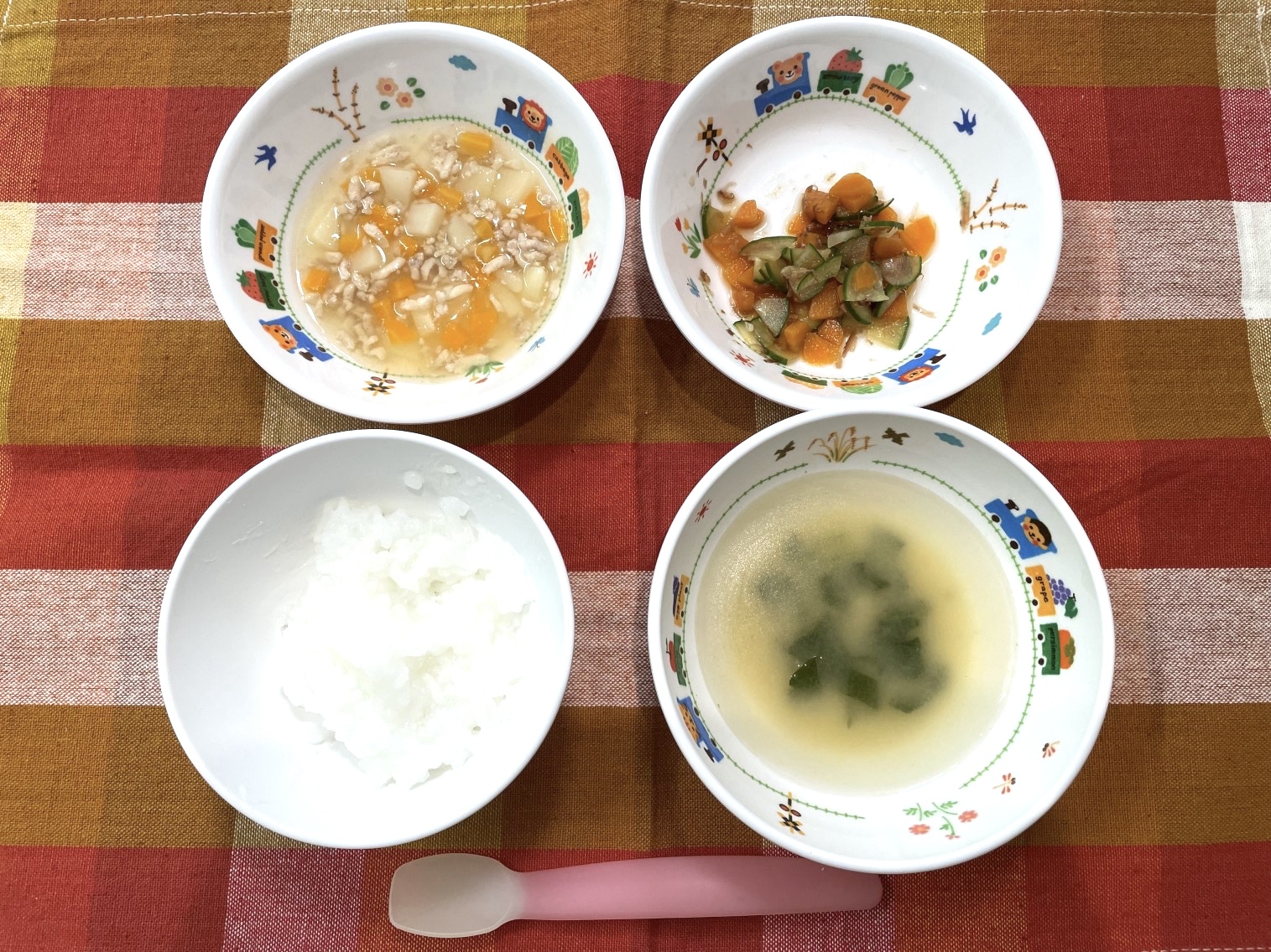 9月15日(金)の給食・おやつ