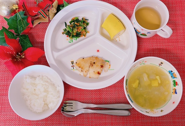 12月8日（金）の給食・おやつ