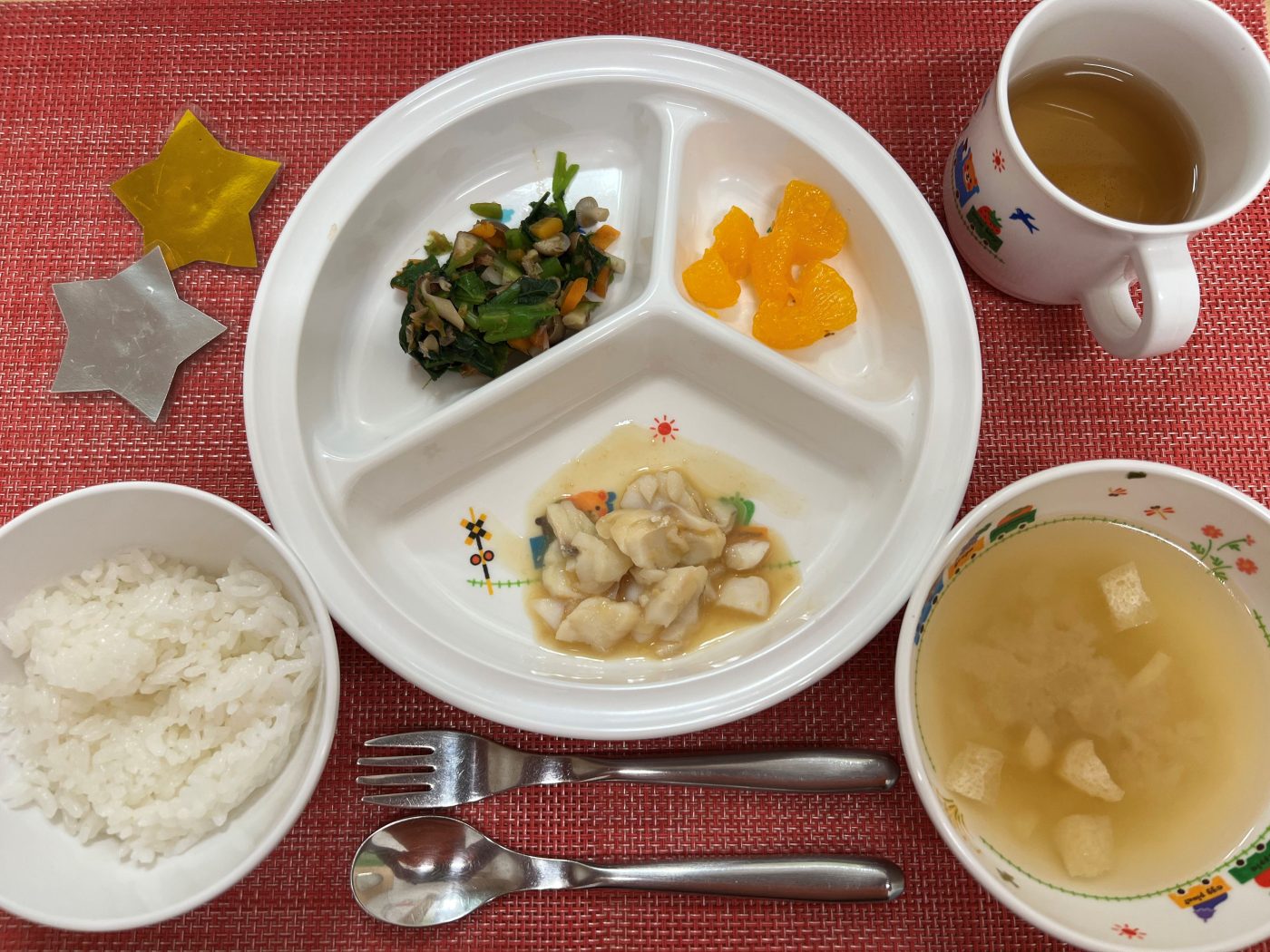 【1月15日㈬の給食・おやつ】