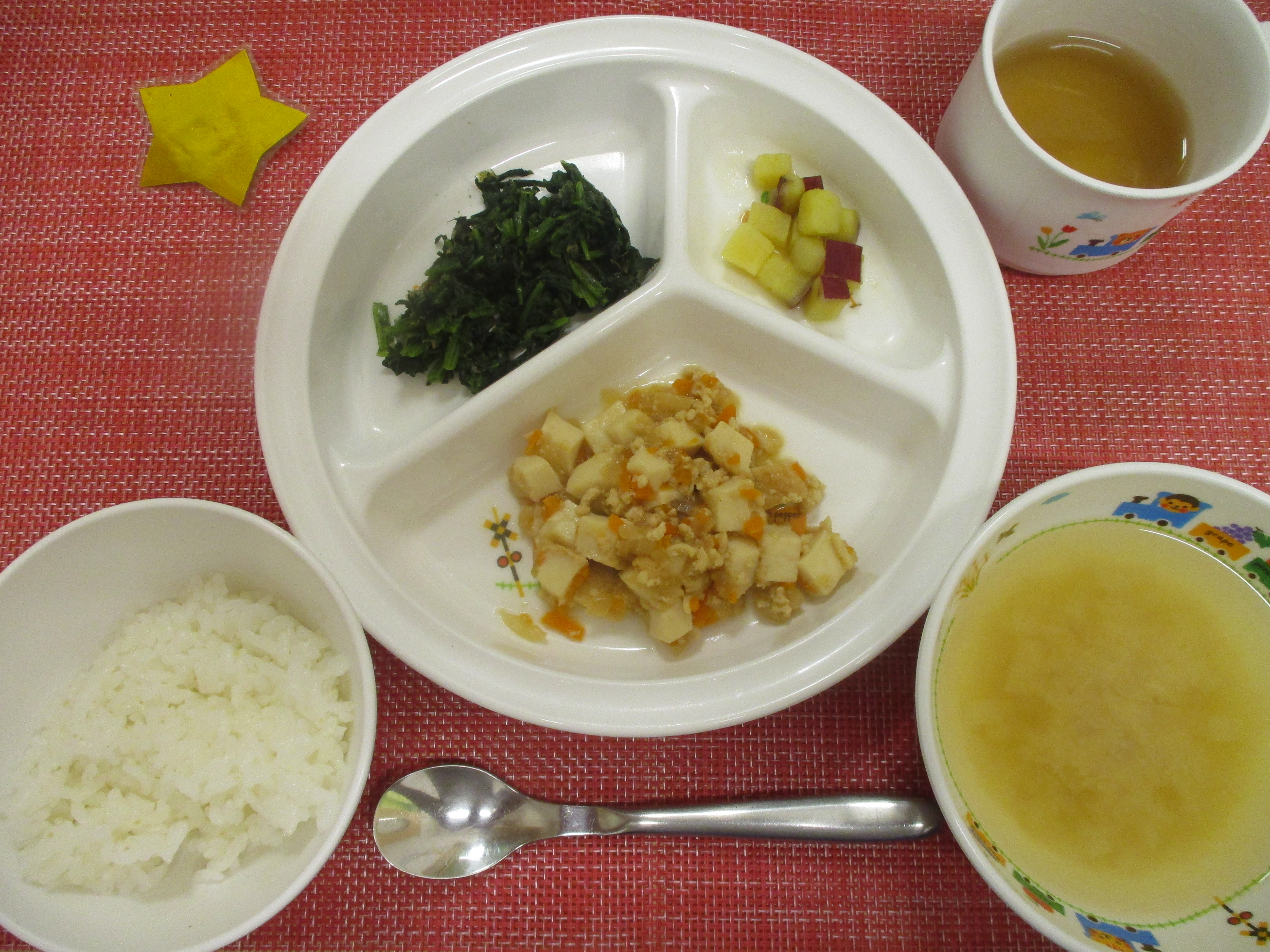 【7月1日㈫の給食・おやつ】