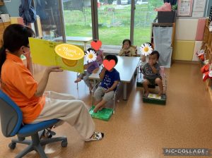 絵本の読み合い📘