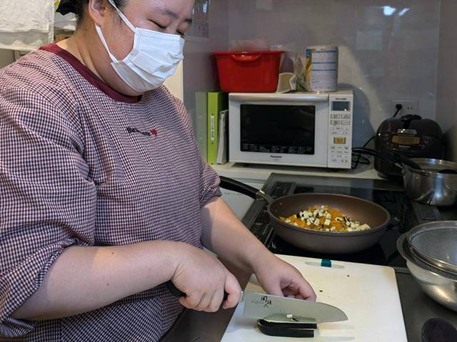 栄養士・<small></small> よしみ 調理員について