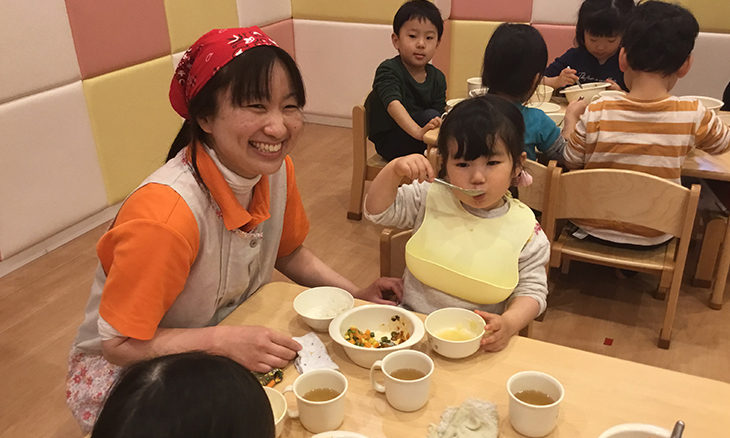 保育士・<small></small> さやか 先生について