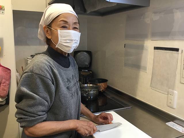 調理スタッフ・<small></small> かずこ 調理員について