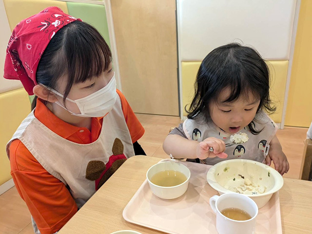 保育士・<small></small> まひろ 先生について