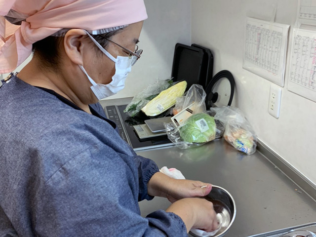 調理スタッフ・<small></small> きぬよ 調理員について