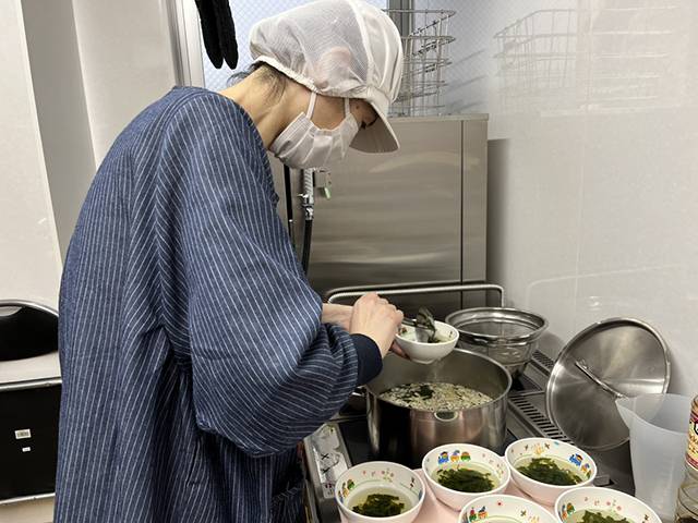 調理スタッフ・<small></small> ふみ 調理員について