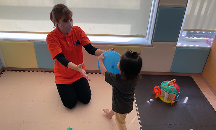 保育士・<small></small> かな 先生について