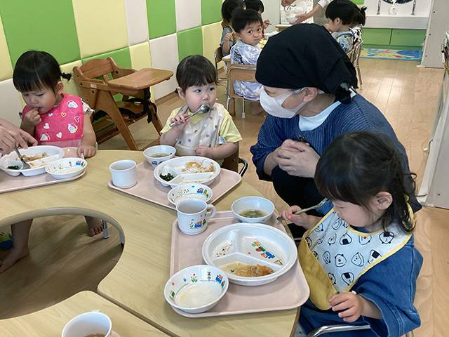 栄養士・<small></small> ひろみ 調理員について