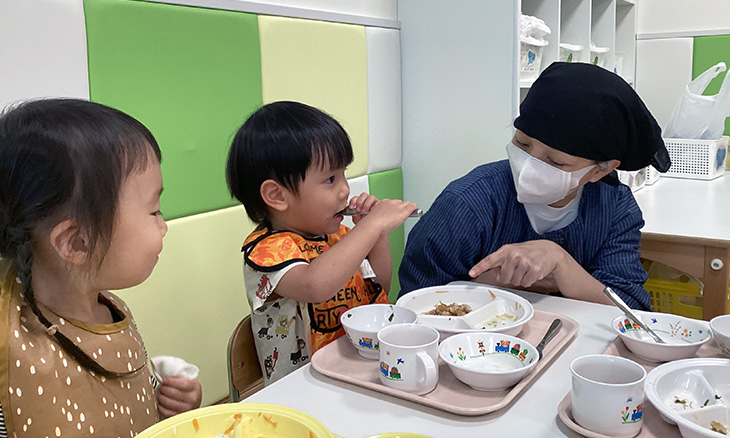 栄養士・<small></small> ひろみ 調理員について