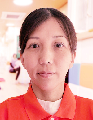 栄養士									・<small></small> ひろみ 調理員