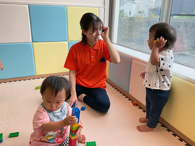 保育士・<small></small> しほ 先生について