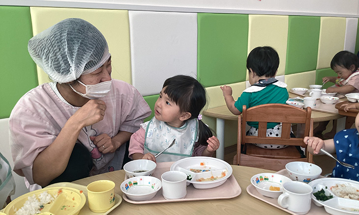 栄養士・<small></small> まほ 調理員について