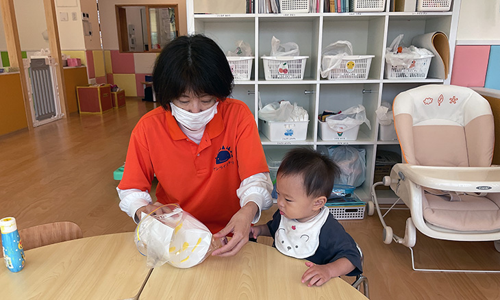 保育士・<small></small> しほ 先生について