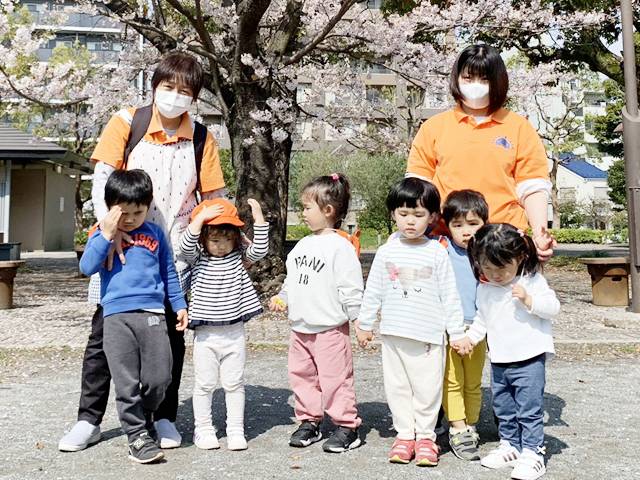 保育士・<small></small> あいか 先生について