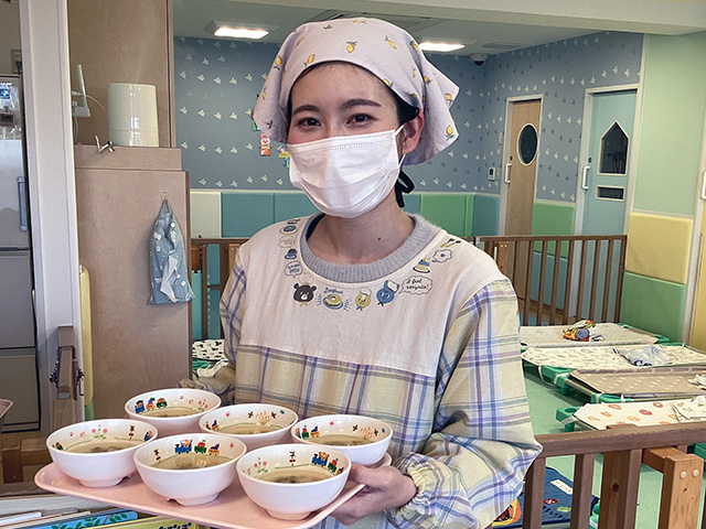 調理スタッフ・<small></small> しの 調理員について