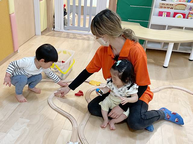 保育士・<small></small> えりか 先生について