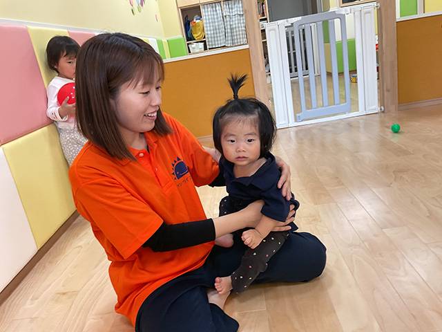 保育士・<small></small> かづ 先生について