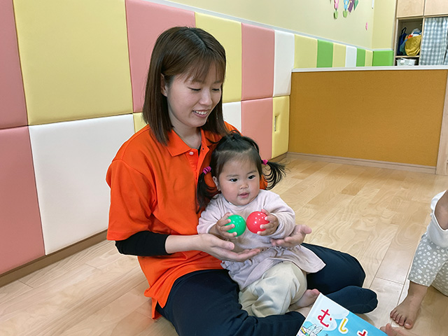 保育士・<small></small> かづ 先生について