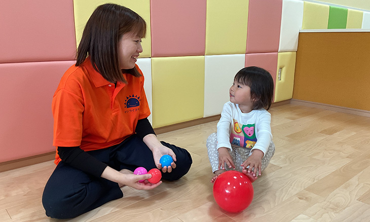 保育士・<small></small> かづ 先生について