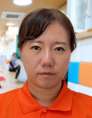 保育士									・<small></small> ゆり 先生