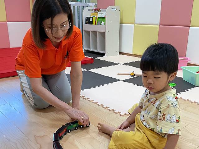 保育士・<small></small> ちえこ 先生について