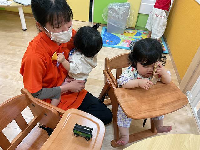 保育士・<small></small> ひな 先生について