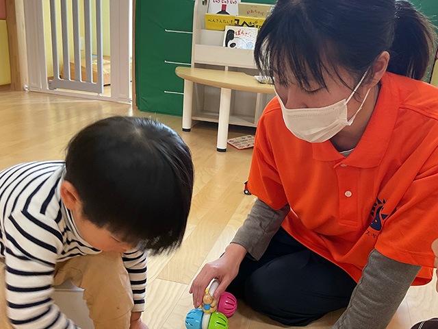 保育士・<small></small> ひな 先生について