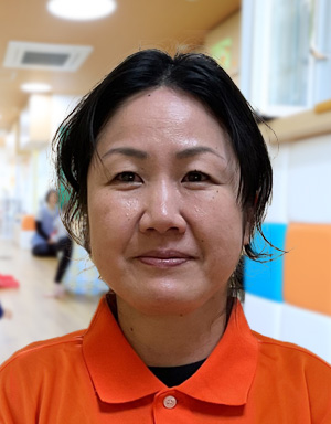 調理スタッフ									・<small></small> かつこ 調理員