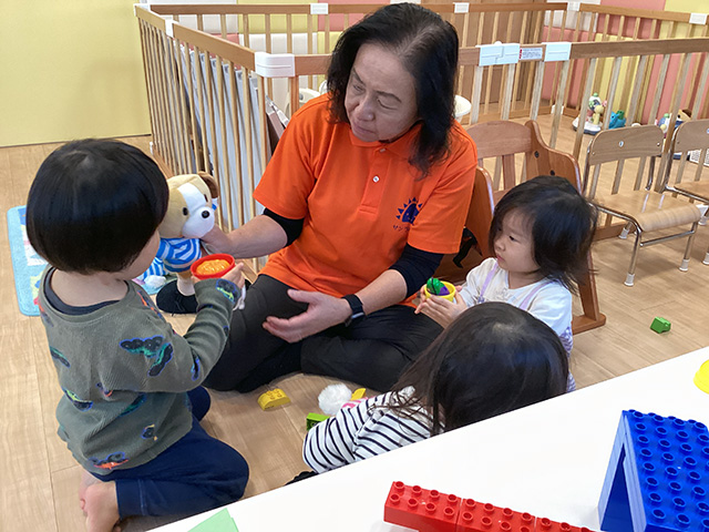 園長・<small></small> ゆうこ 先生について