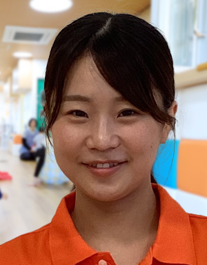 保育士									・<small></small> みなほ 先生