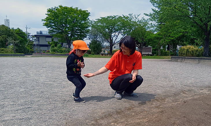 保育士・<small></small> あきこ 先生について