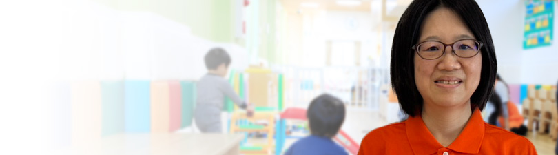 保育士・<small></small> あきこ 先生