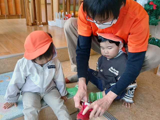 保育士・<small></small> たくや 先生について