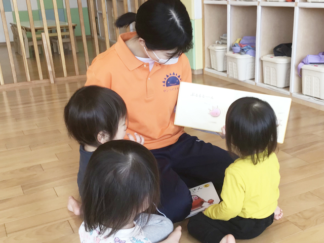 保育士・<small></small> くるみ 先生について