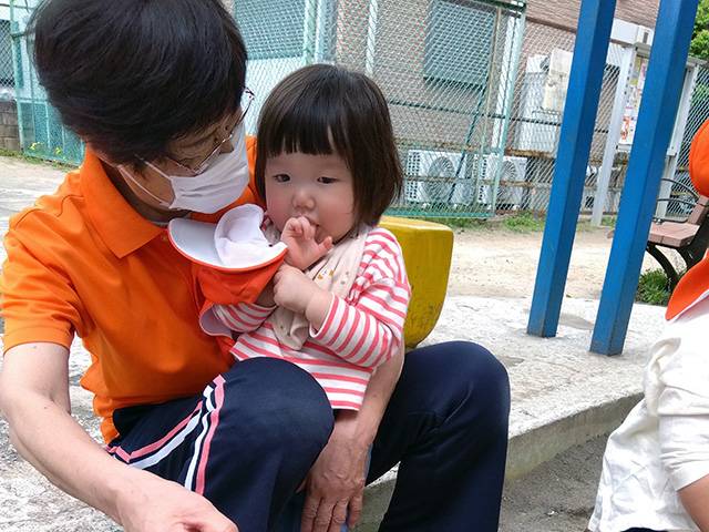 保育士・<small></small> きょうこ 先生について