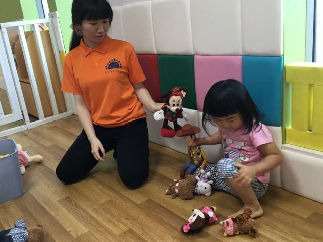 保育士・小髙 永香 先生について
