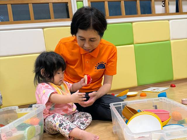 保育士・<small></small> まり 先生について