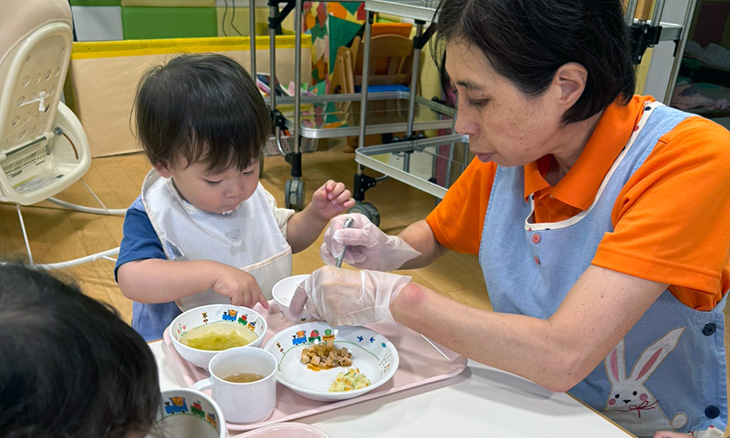 保育士・<small></small> まり 先生について