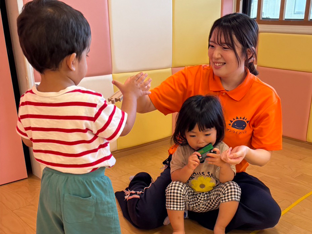 保育士・<small></small> ひかる 先生について