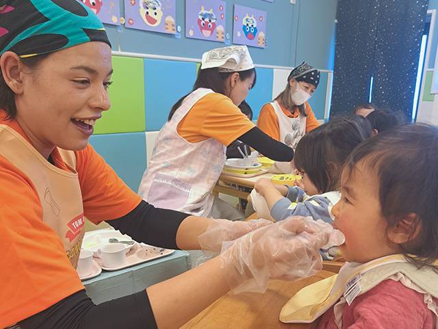 保育スタッフ・<small></small> マルセラ 先生について