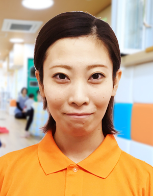保育士									・<small></small> みか 先生