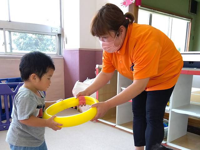 保育士・<small></small> えり 先生について